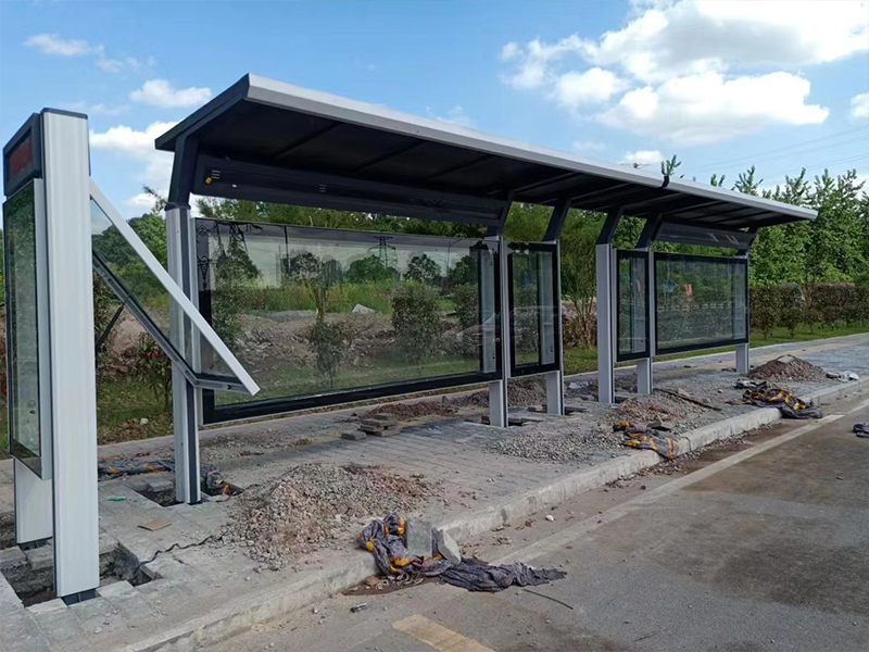 公交候車亭廠家：提升公眾滿意度的關(guān)鍵